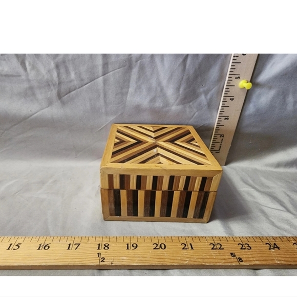 Vintage Handmade Wood Stash Storage Box Hobo/Tramp/Prison Art
